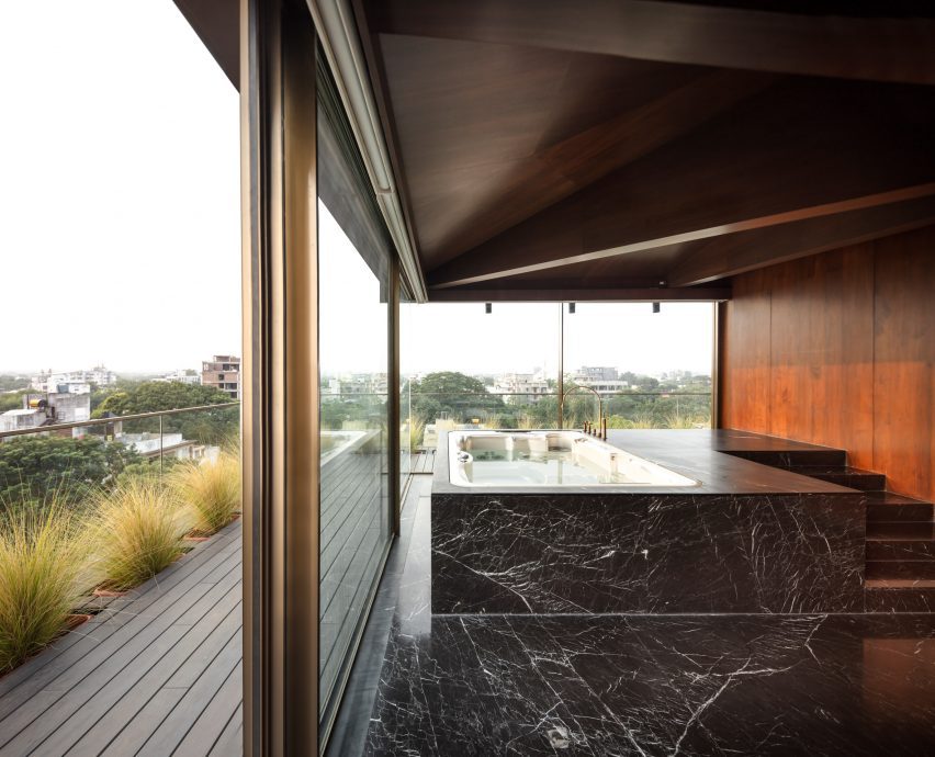 The Light House by SJK Architects