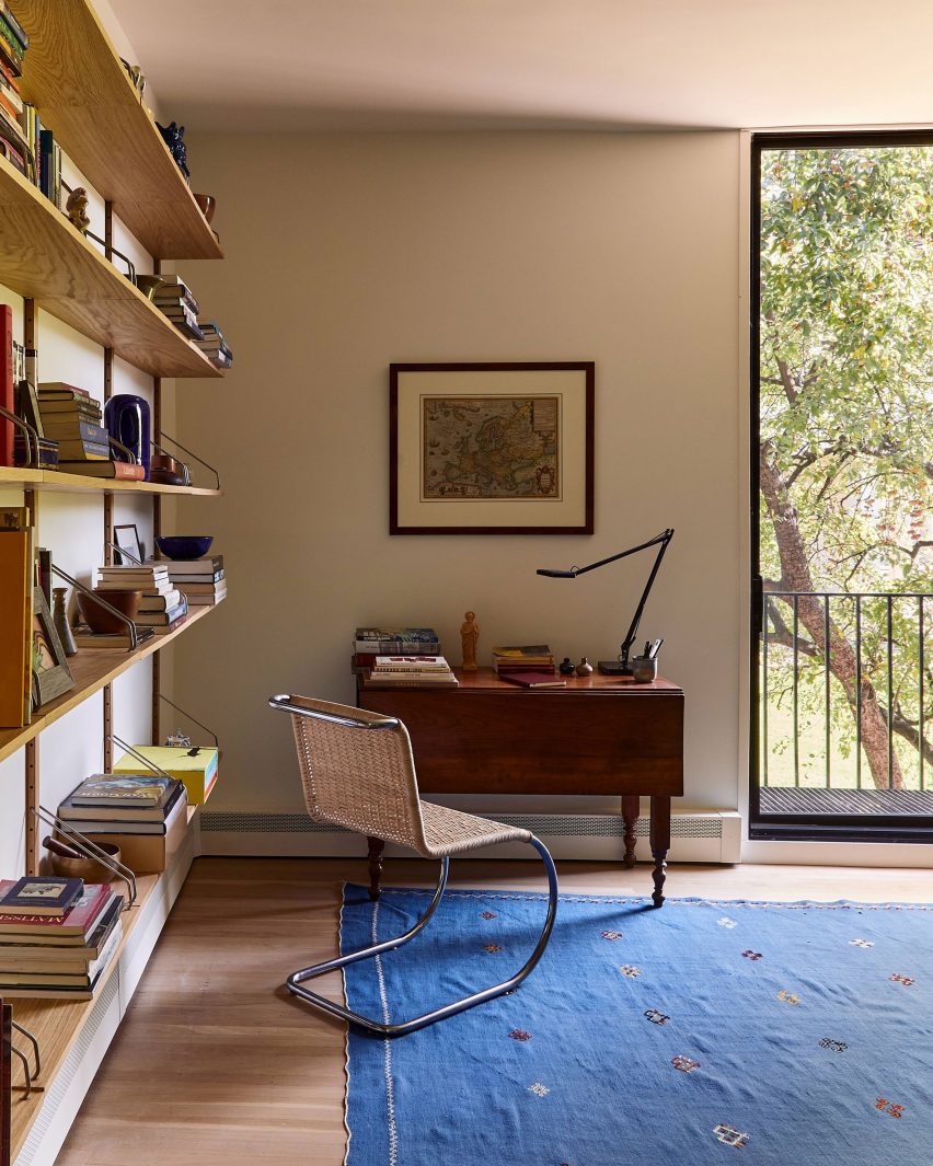 Society Hill Residence by TBo