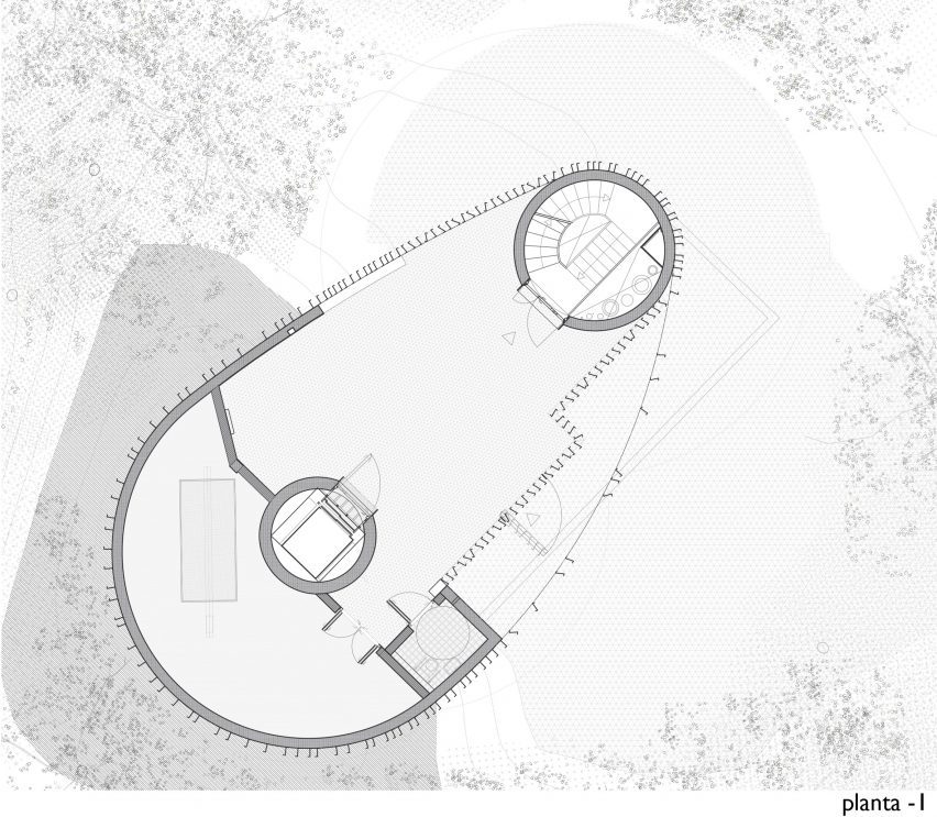 Plan of Bird and Mammal Shelter and Water Reservoir by Temperaturas Extremas