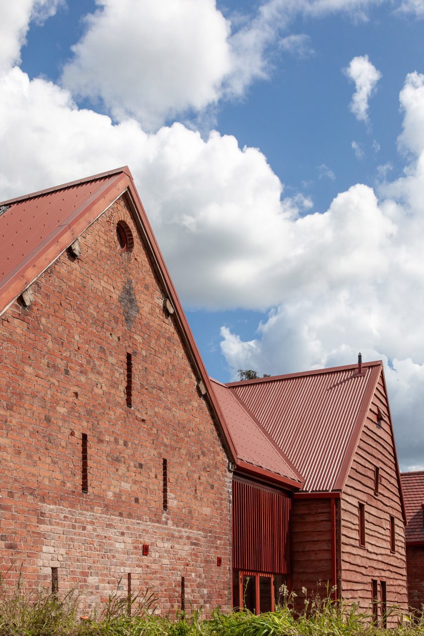 The Parks barn conversion by Stolon Studio