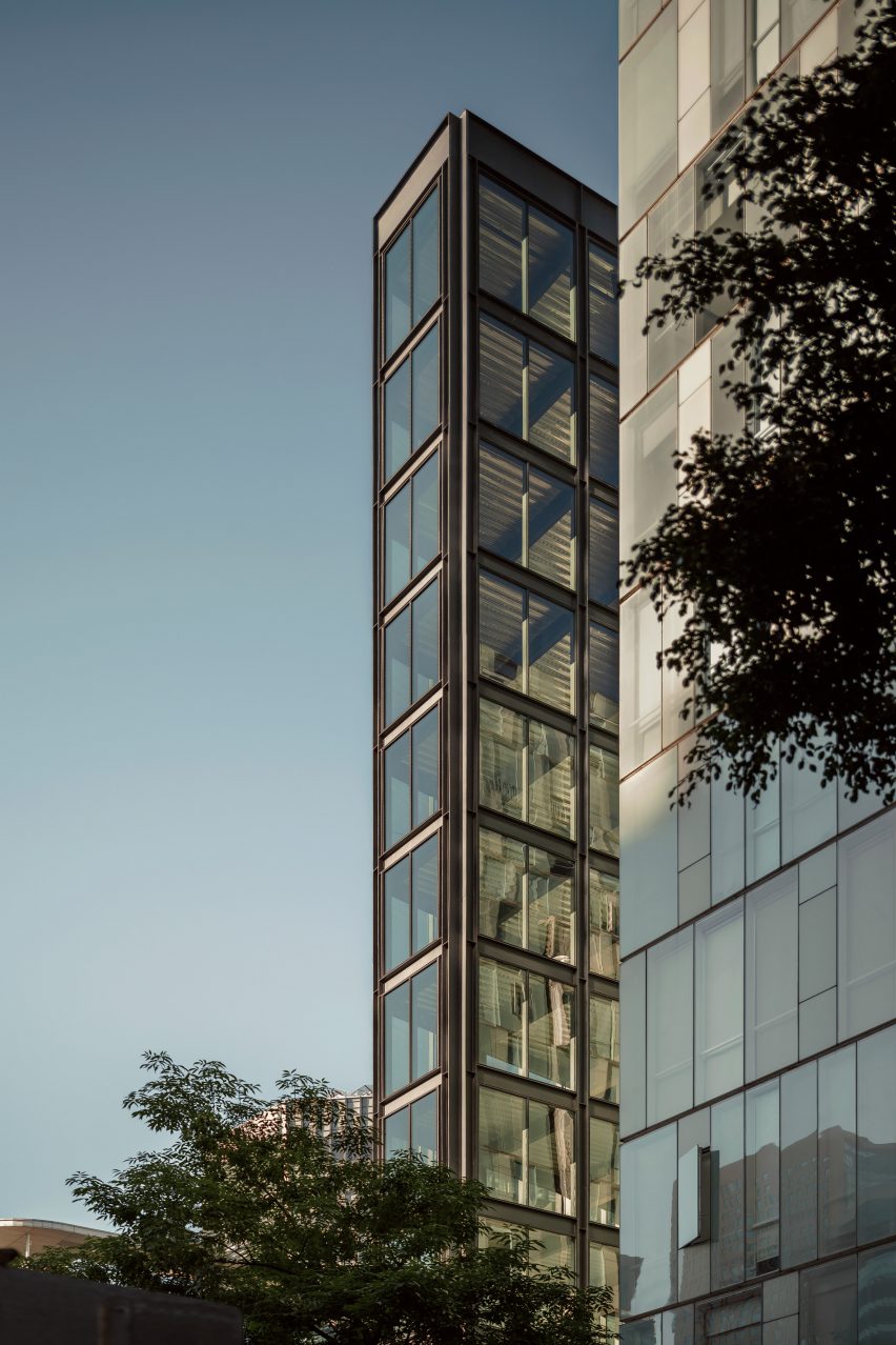 HEMAA narrow skyscraper Mexico