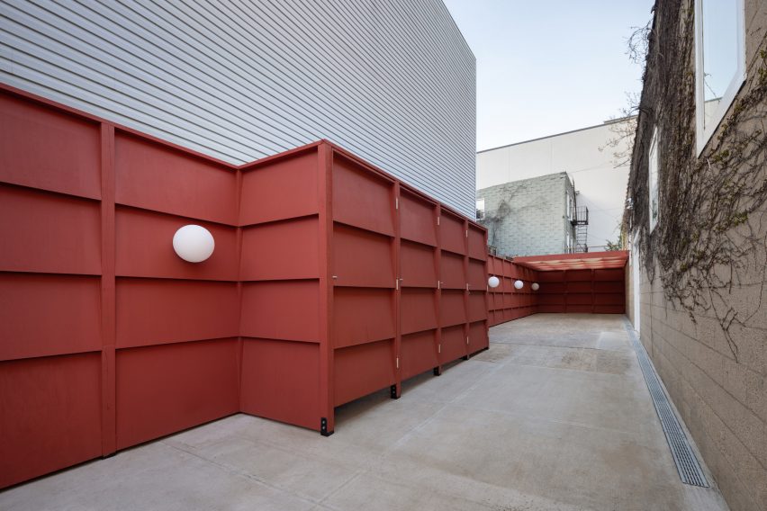 VEJA Williamsburg by Office JDY
