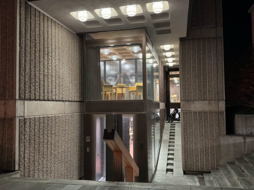 concrete entryway into building