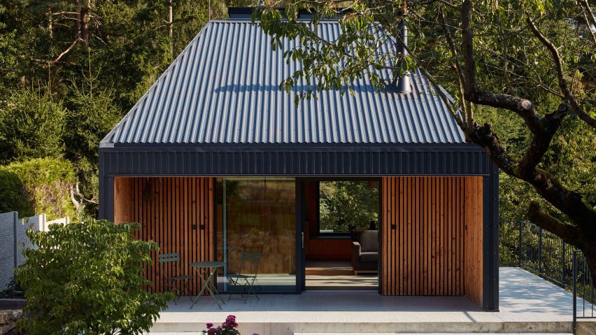 Skylight Hut by Atelier Hajný
