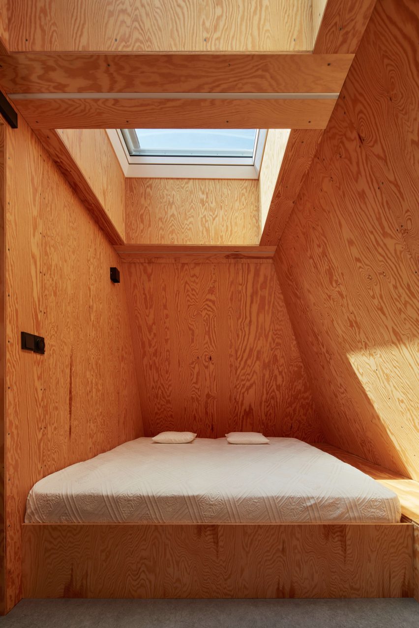 Skylight Hut by Atelier Hajný