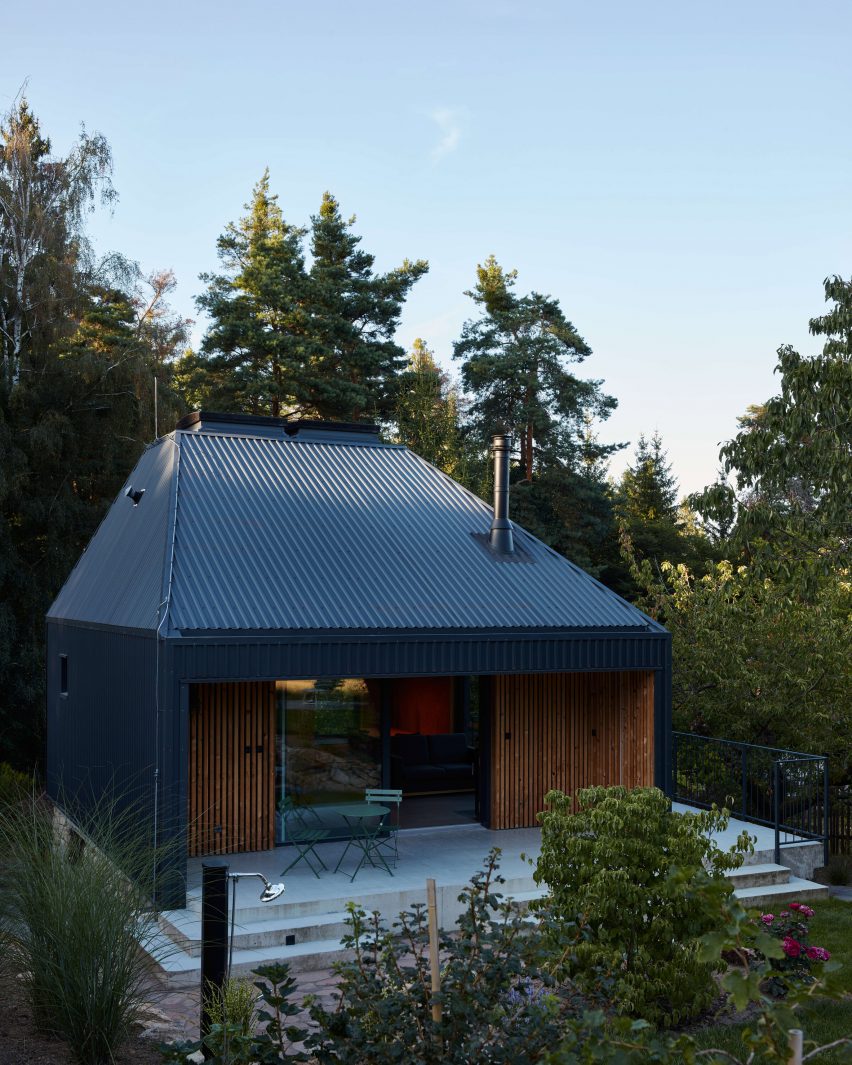 Skylight Hut by Atelier Hajný