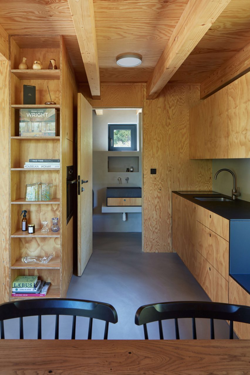 Skylight Hut by Atelier Hajný