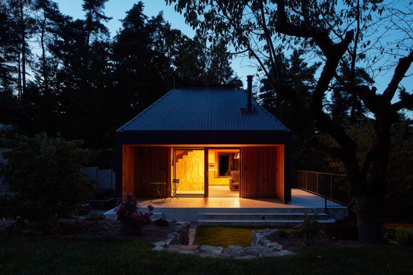 Skylight Hut by Atelier Hajný
