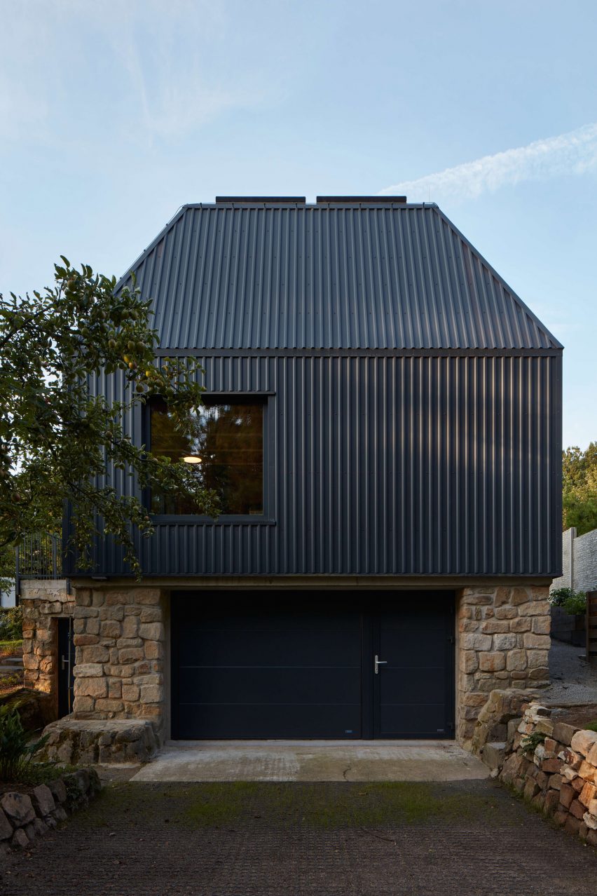 Skylight Hut by Atelier Hajný
