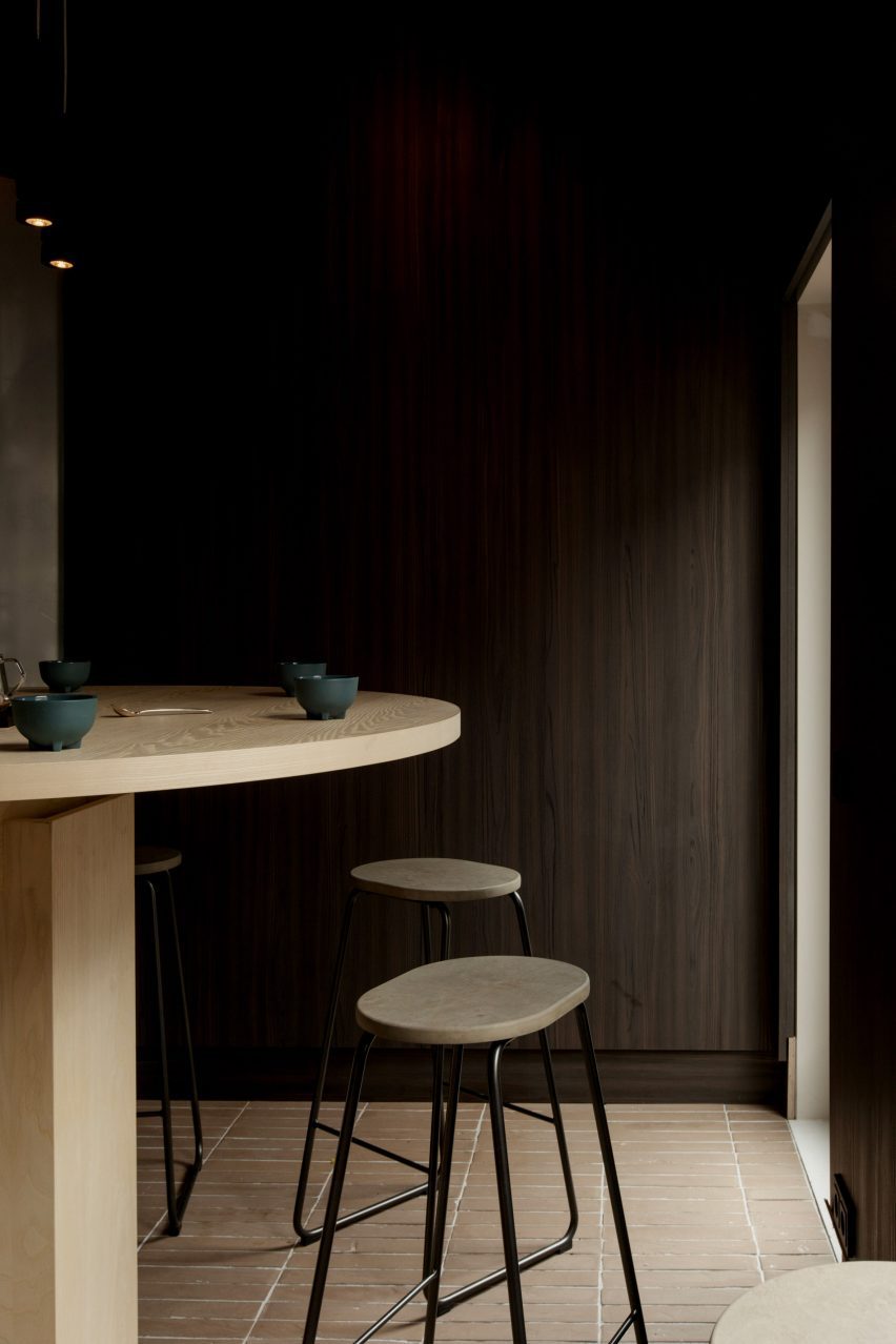 DAK Coffee Roasters by Barde vanVoltt