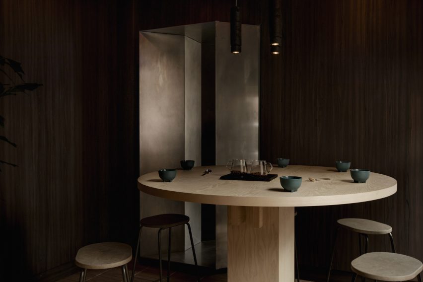DAK Coffee Roasters by Barde vanVoltt