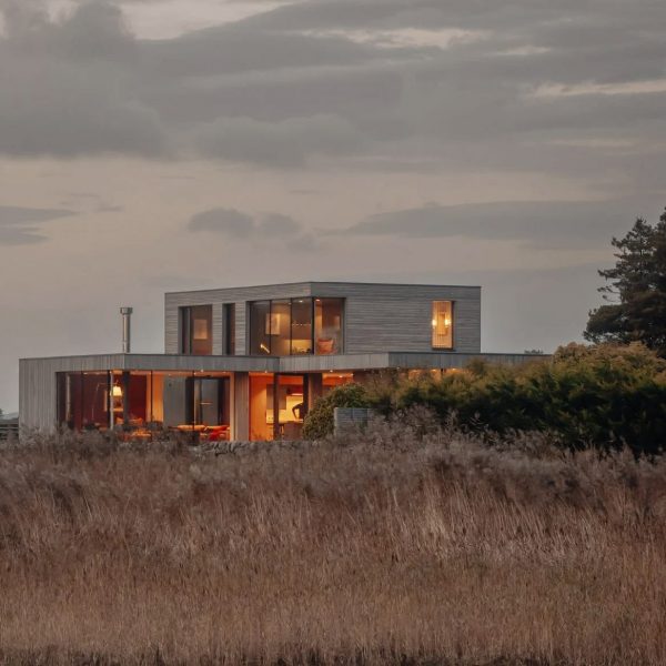 Tidal House by Brown & Brown