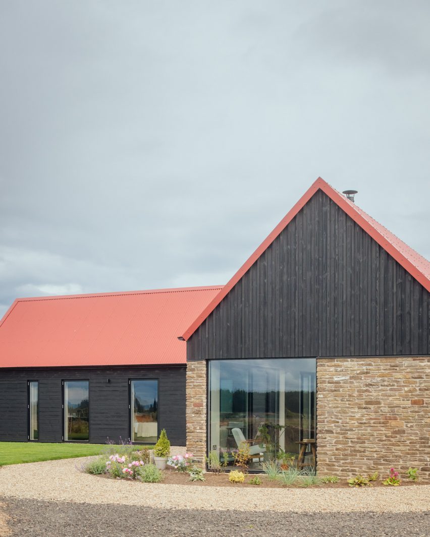 Cairnconon Byre by Loader Monteith