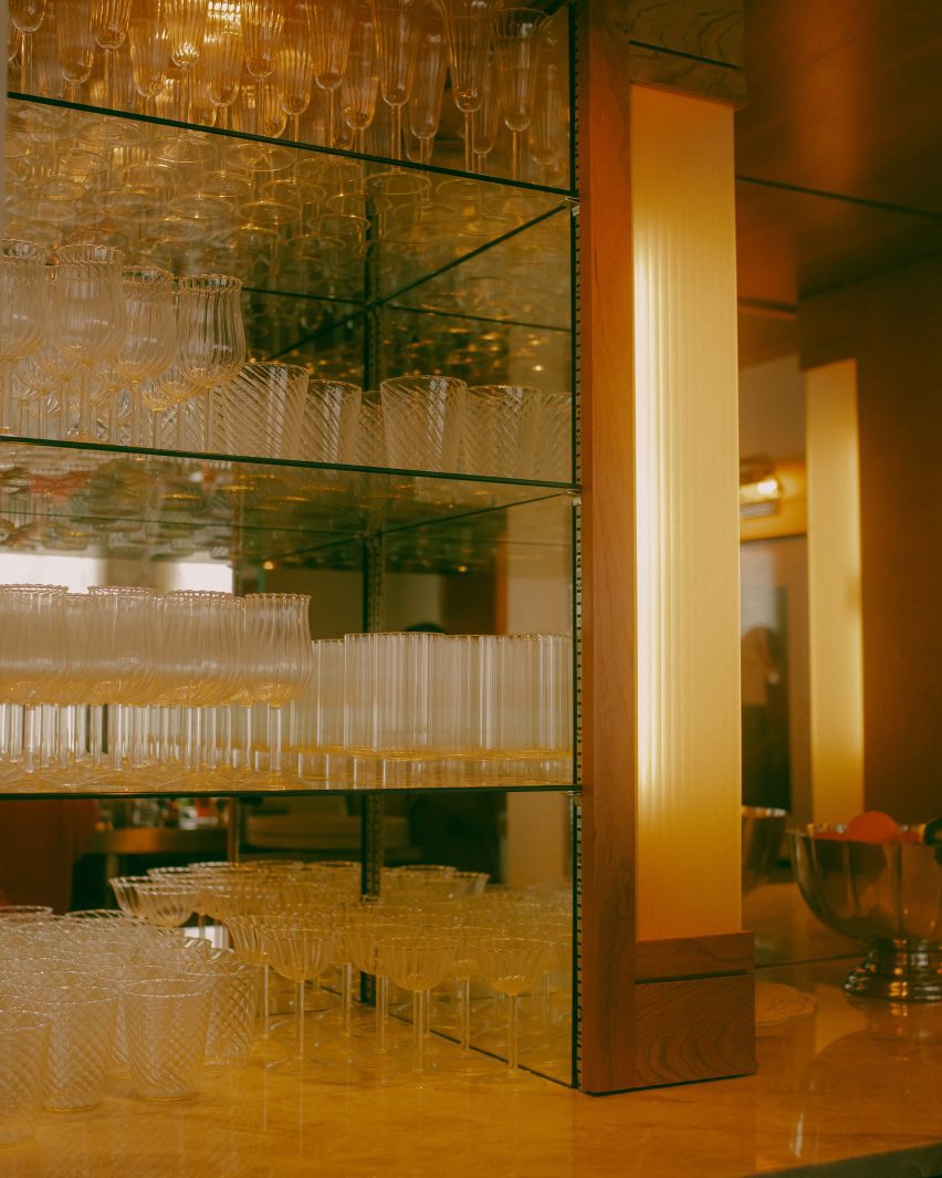 Glasses at Le Lounge hotel bar