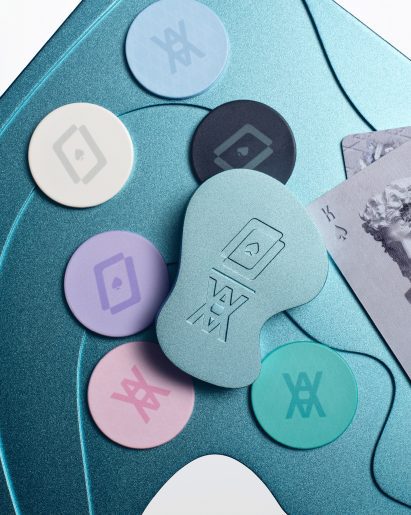 Anodised aluminum poker dealer button