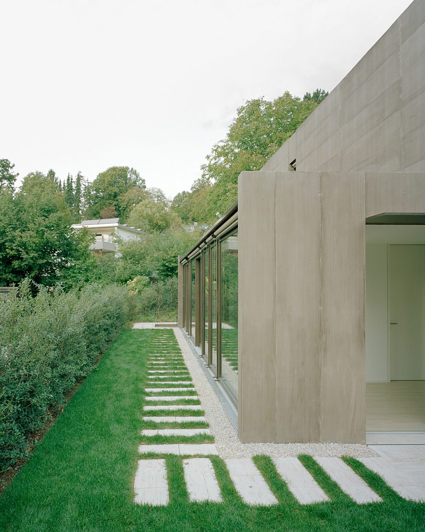 Detached House by Patrick Reuter Architecture
