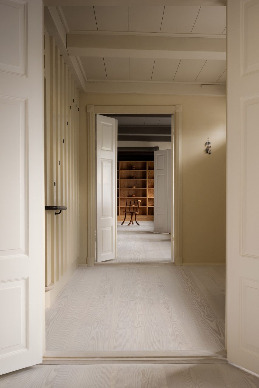 Dinesen Country Home renovation by Mentze Ottenstein