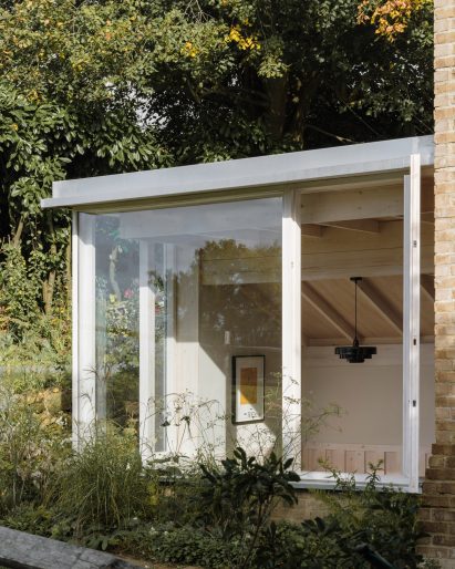 Exterior of home extended by AOMD
