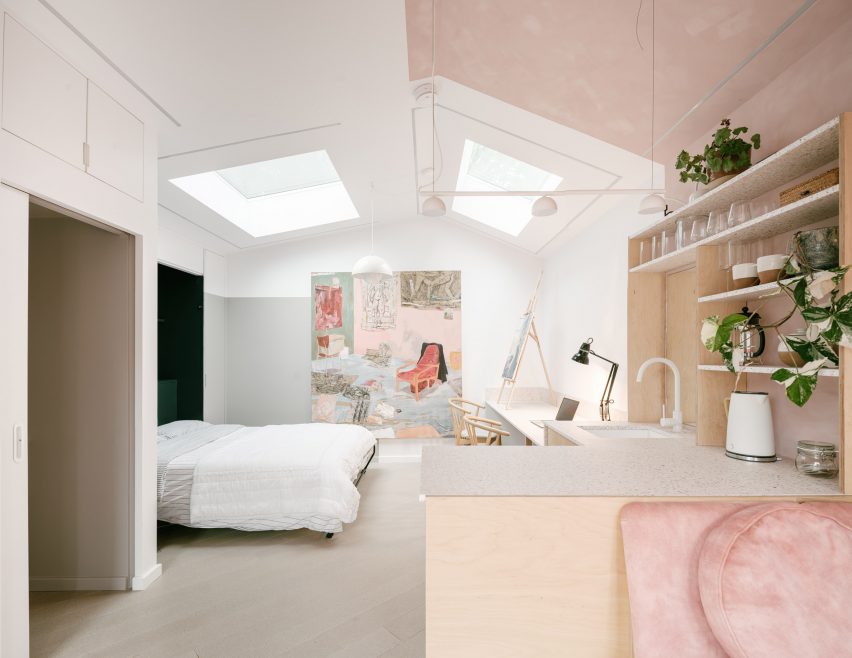 Kim-Oflage garden studio in London by Delve