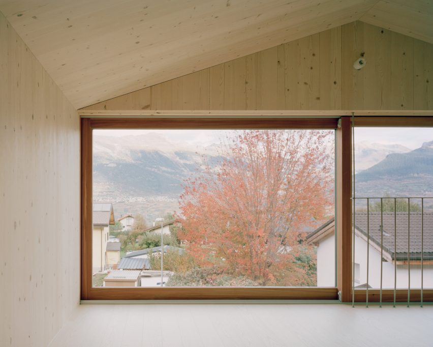 The Wandering House by Lionel Ballmer Architectes