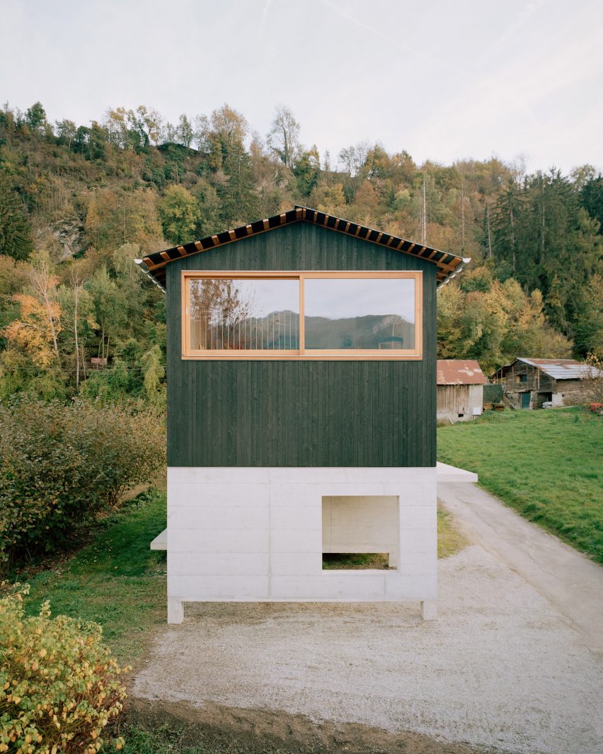 The Wandering House by Lionel Ballmer Architectes