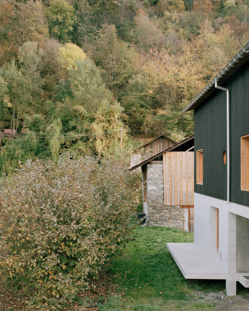 The Wandering House by Lionel Ballmer Architectes