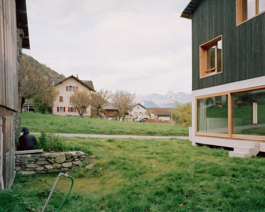 The Wandering House by Lionel Ballmer Architectes