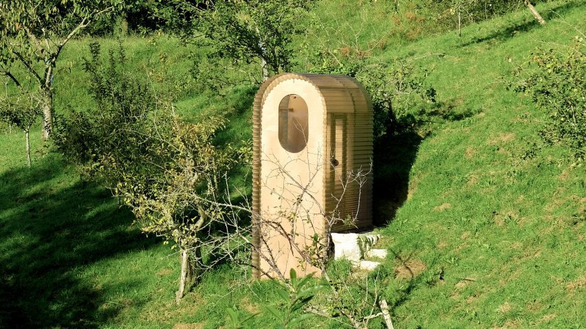 The Goodviewloo by Nico Goebel