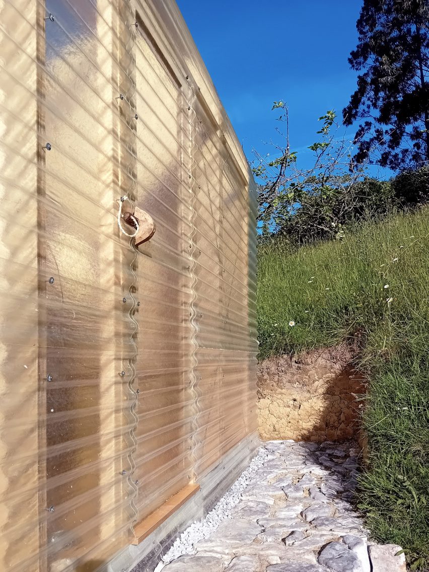 The Goodviewloo by Nico Goebel