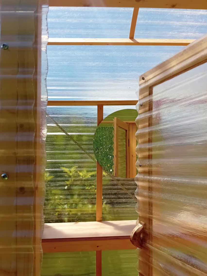 The Goodviewloo by Nico Goebel
