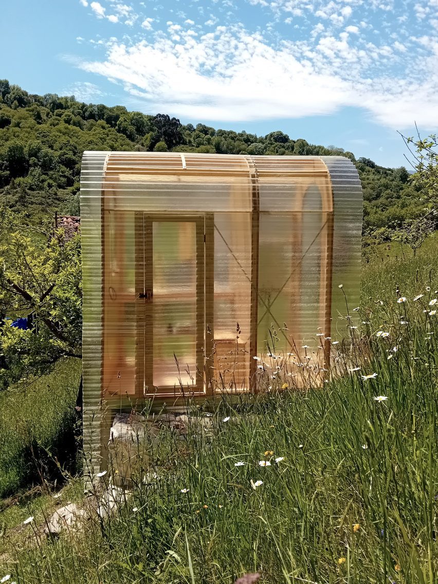The Goodviewloo by Nico Goebel