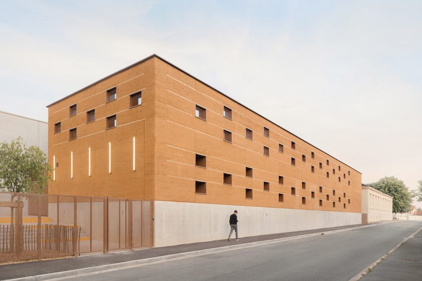 Groupe Scolaire Jean Macé by NTSA Architectes