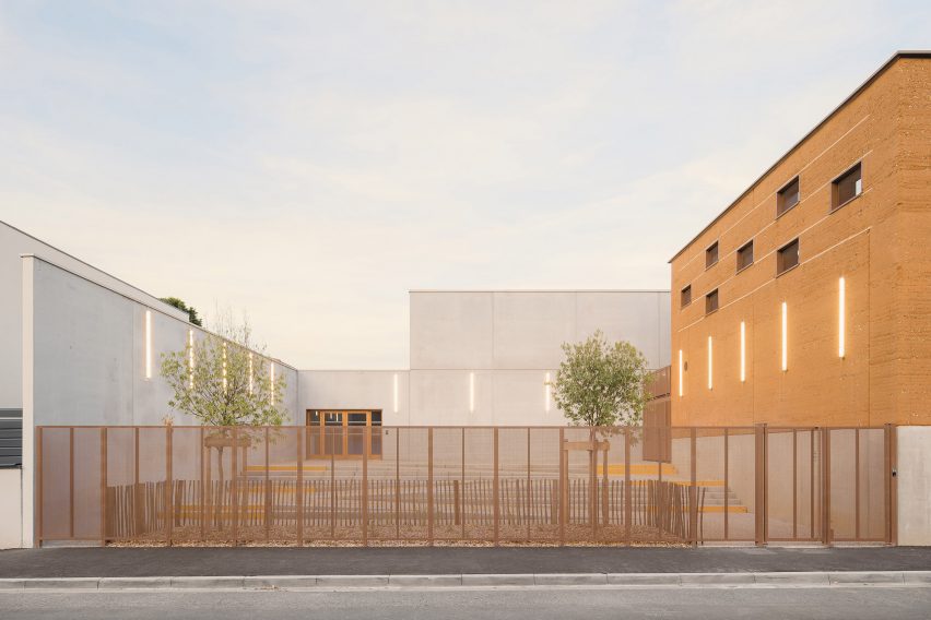 Groupe Scolaire Jean Macé by NTSA Architectes