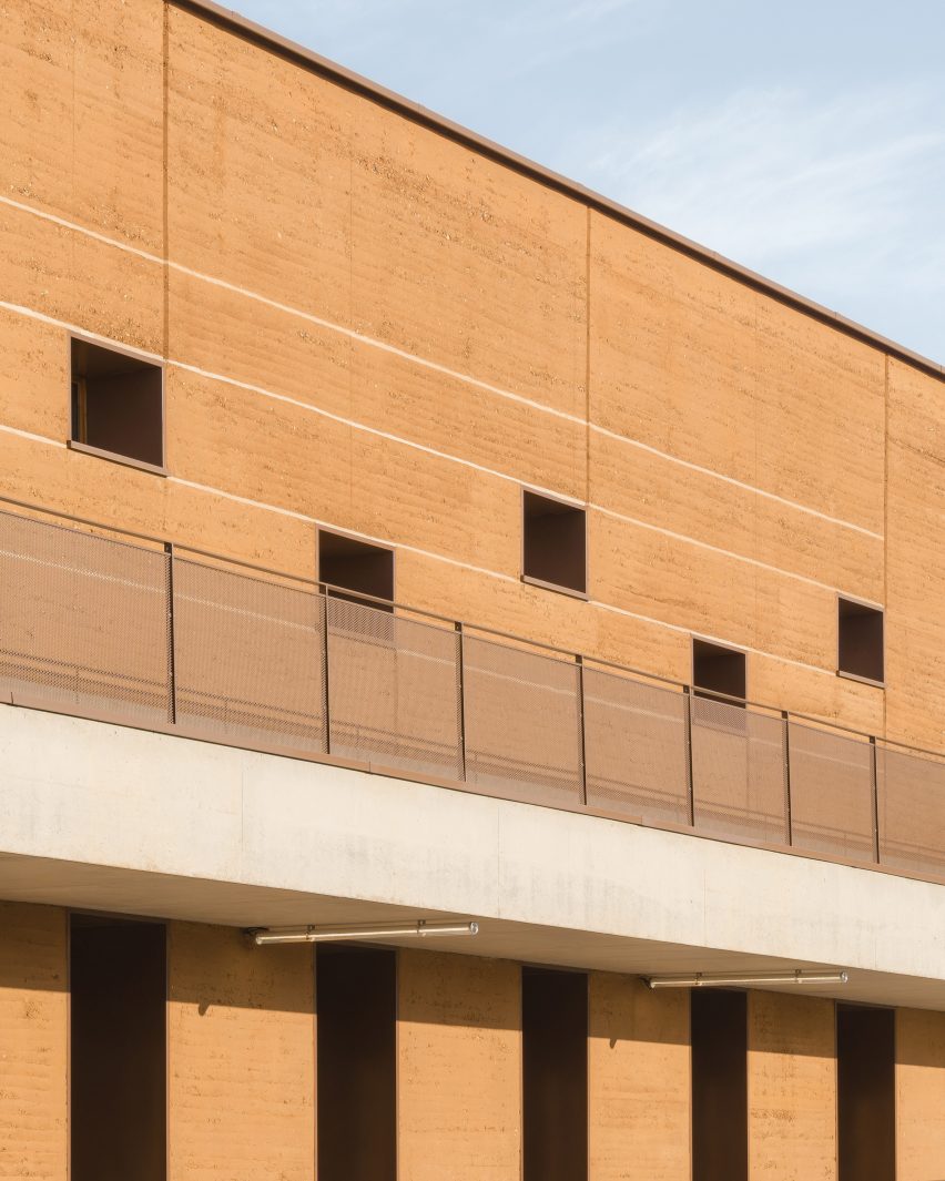 Groupe Scolaire Jean Macé by NTSA Architectes
