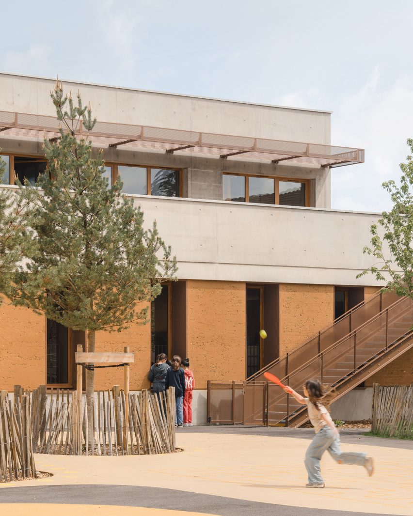 Groupe Scolaire Jean Macé by NTSA Architectes