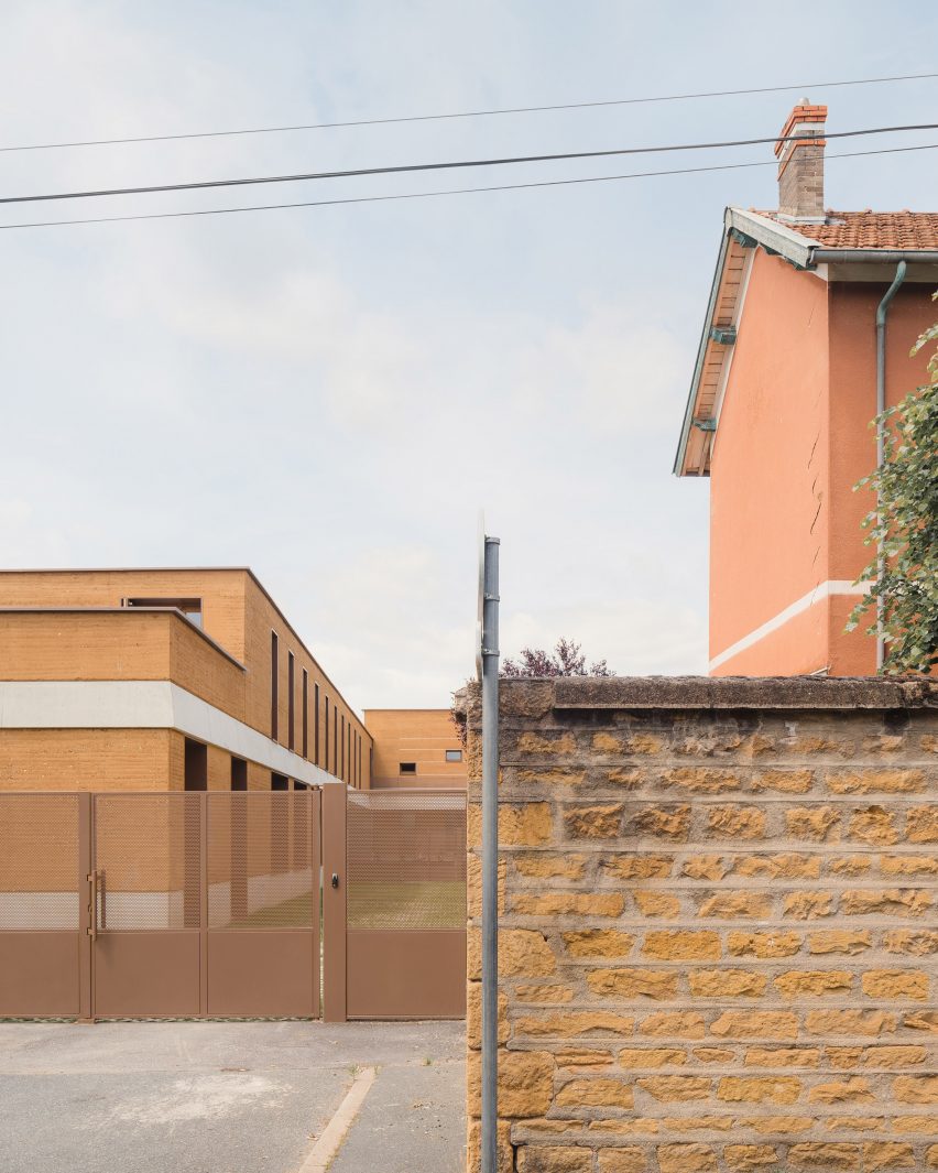 Groupe Scolaire Jean Macé by NTSA Architectes