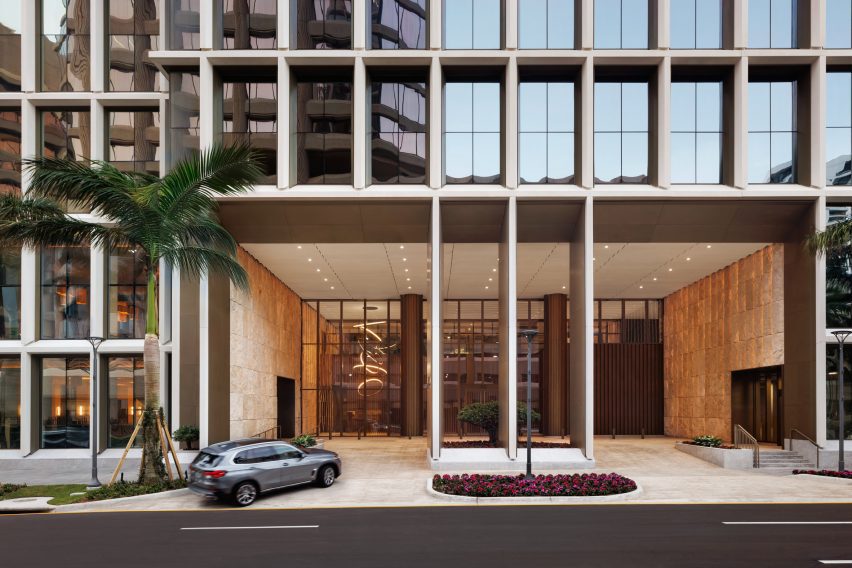 West Palm Beach office building by SOM