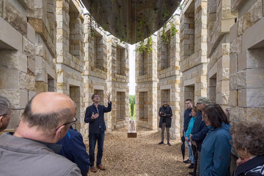 Open Chapel by Christopher Hesse Architects