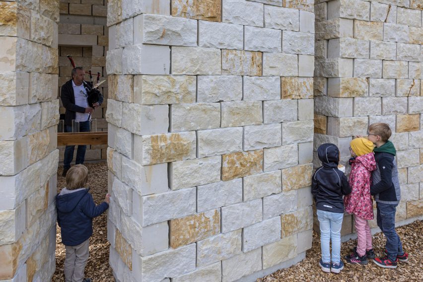 Open Chapel by Christopher Hesse Architects