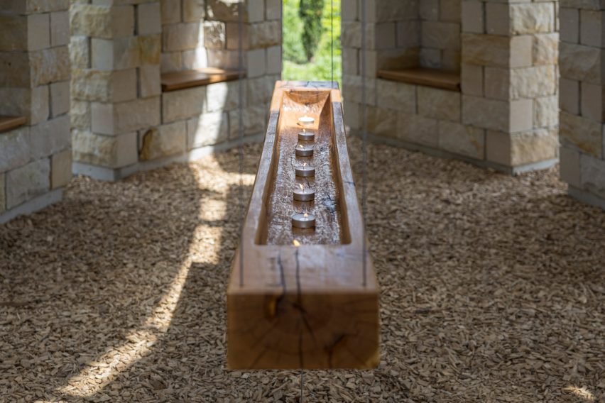 Open Chapel by Christopher Hesse Architects
