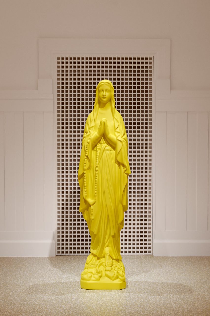 PoMo by India Mahdavi