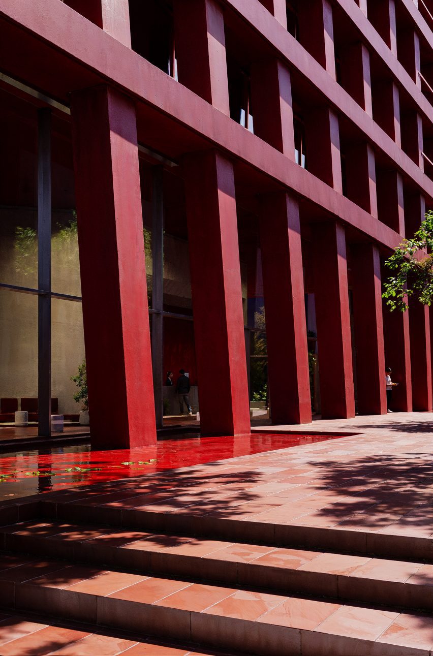 Barcelona Tower by Ricardo Bofill Taller de Arquitectura
