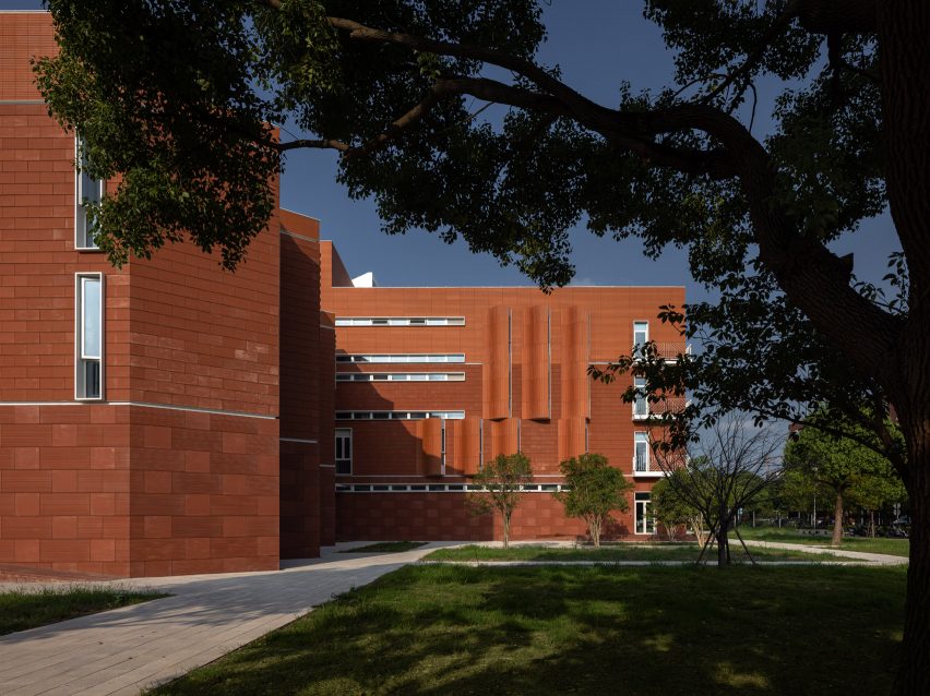 Shanghai Jiao Tong University School of Design Building by Ruan Xing
