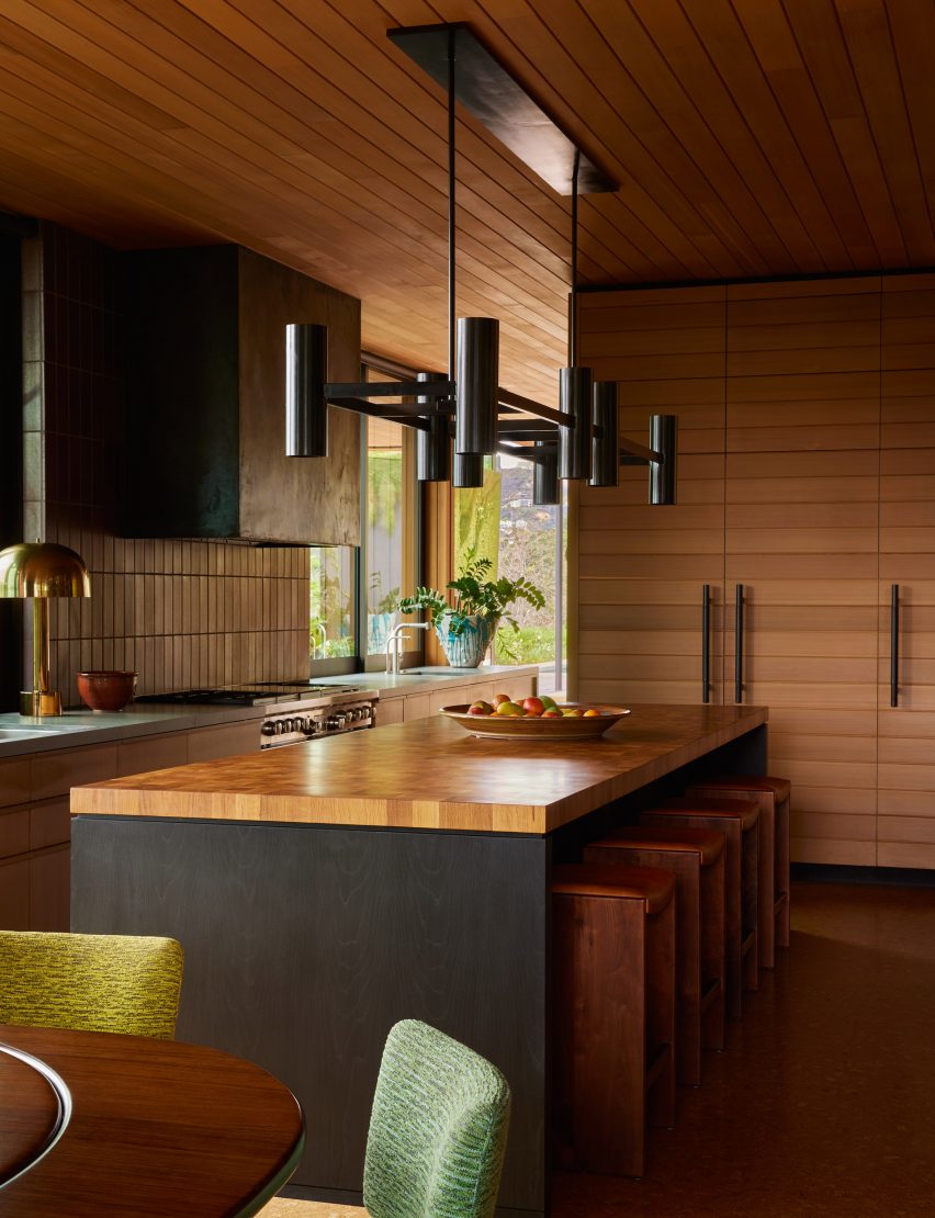 Rustic Canyon Residence by Assembledge+