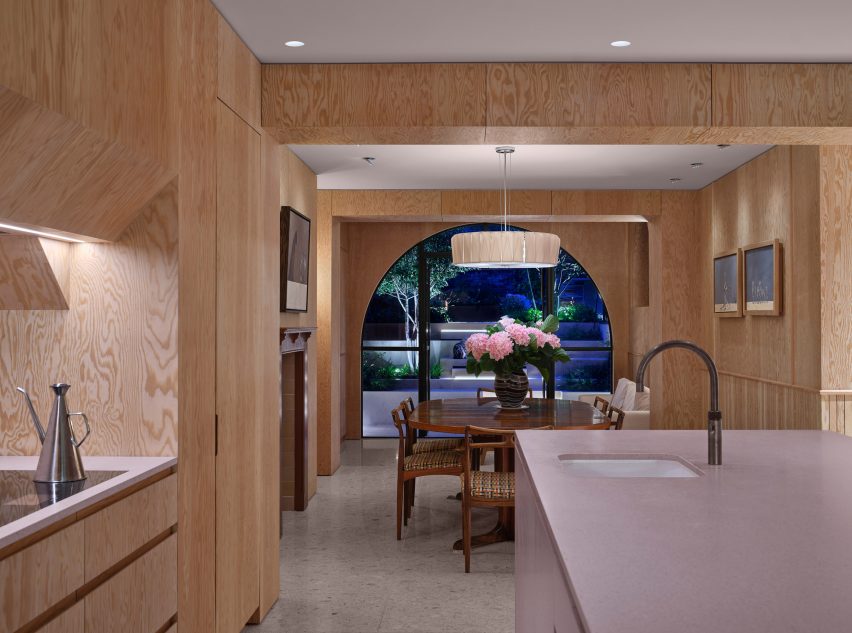 Segmental House by Dominic McKenzie Architects