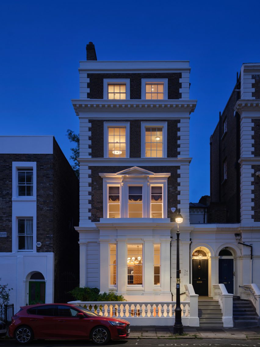 Segmental House by Dominic McKenzie Architects
