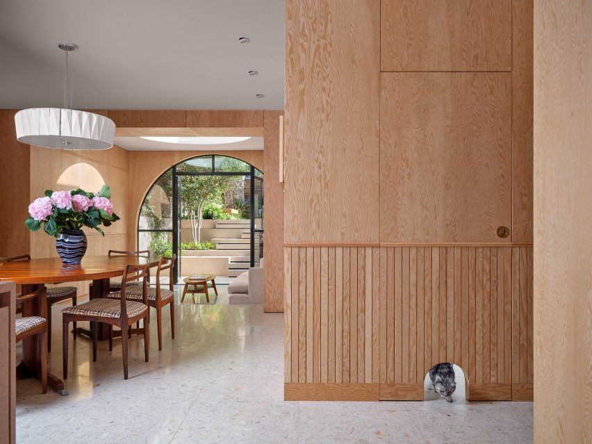 Segmental House by Dominic McKenzie Architects