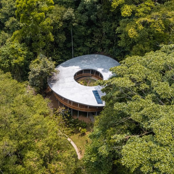 Studio Saxe house