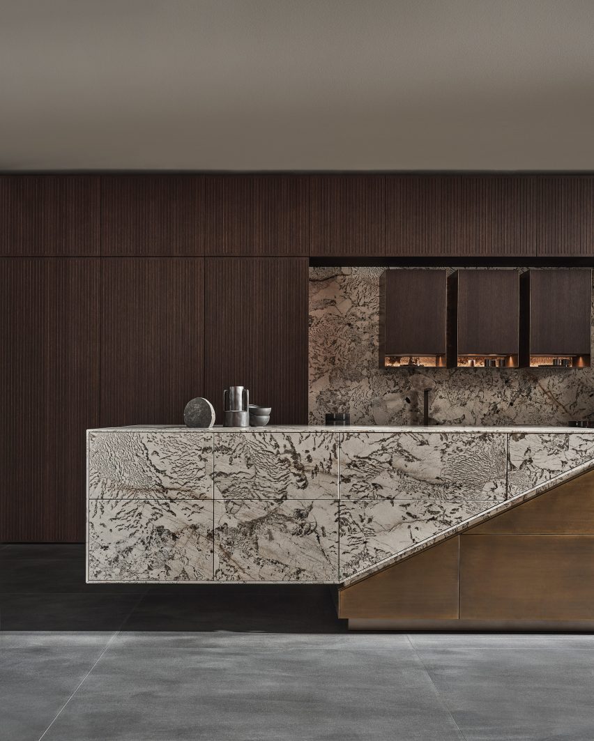 Skywalk kitchen by Eggersmann