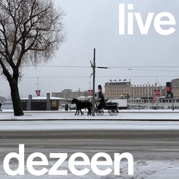 horses in stockholm snow